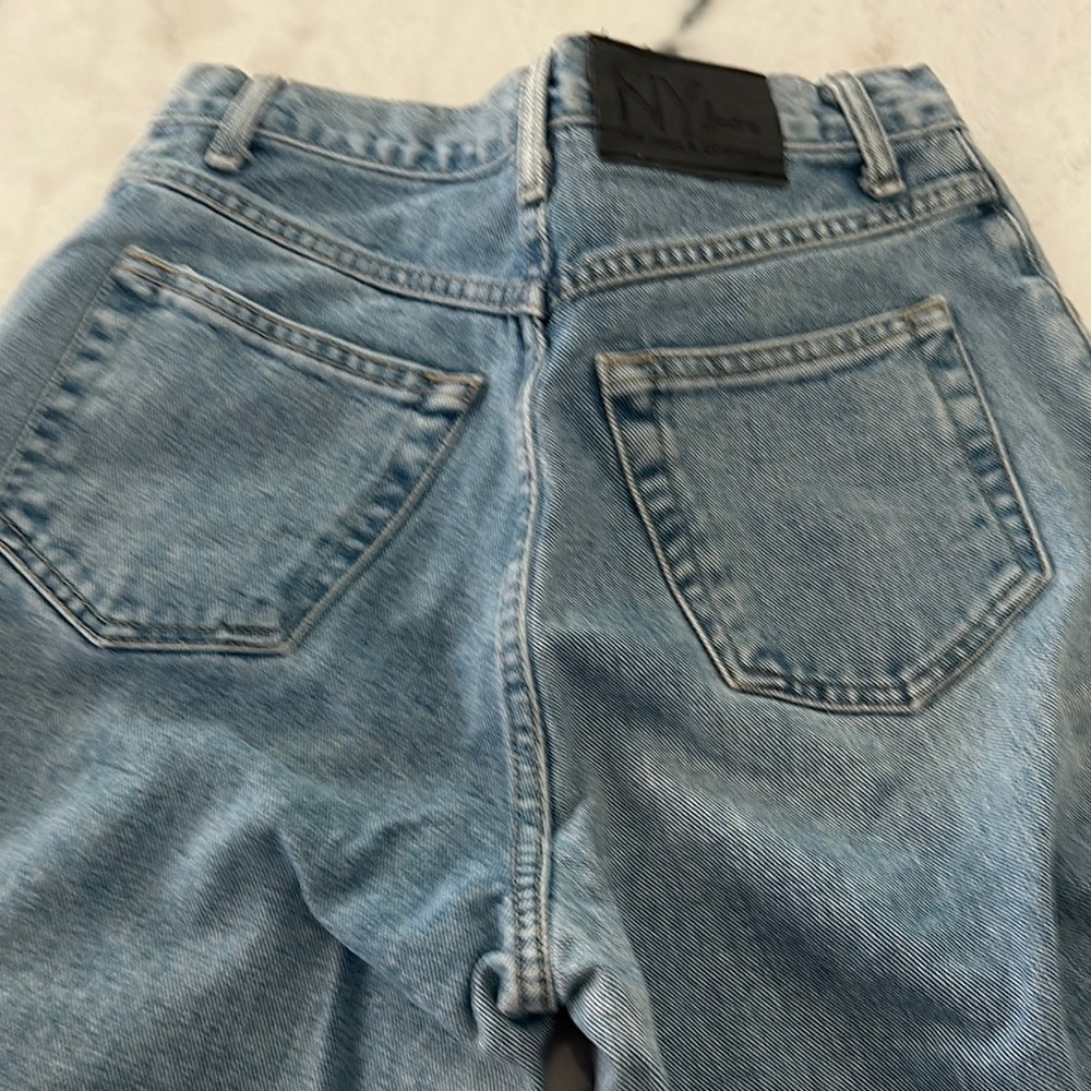 NY Light Wash Denim Jeans